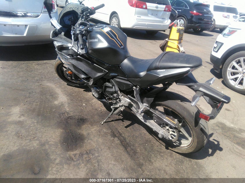 VIN ML5EXER12PDA90066 2023 KAWASAKI EX650 R