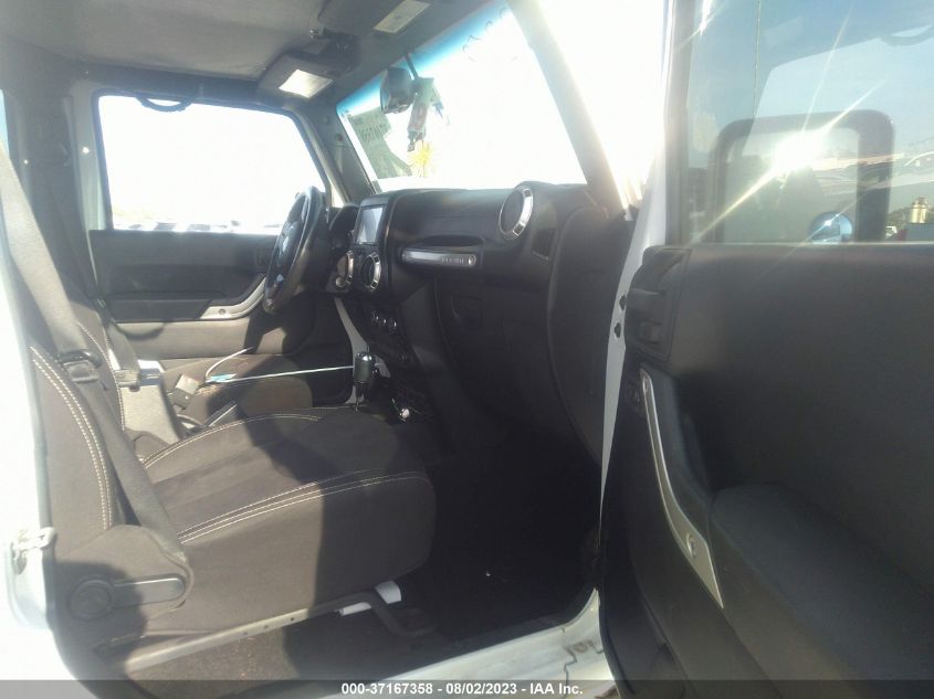 2015 JEEP WRANGLER UNLIMITED SAHARA - 1C4HJWEG9FL500383