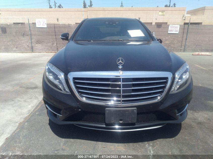 2015 MERCEDES-BENZ S-CLASS S 550 - WDDUG8CB5FA133340