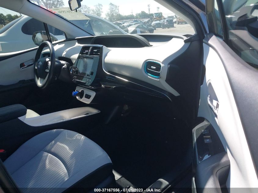 2016 TOYOTA PRIUS FOUR - JTDKARFU9G3009437