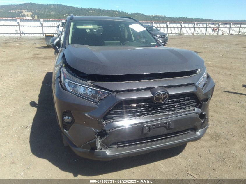 2019 TOYOTA RAV4 XLE - JTMP1RFV0KJ009538