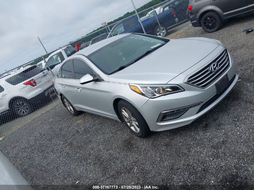 2015 HYUNDAI SONATA 2.4L SE - 5NPE24AF9FH081148