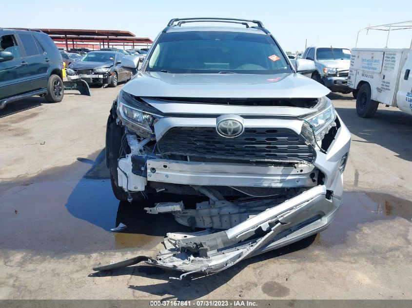 2019 TOYOTA RAV4 XLE PREMIUM - JTMC1RFV4KD508517