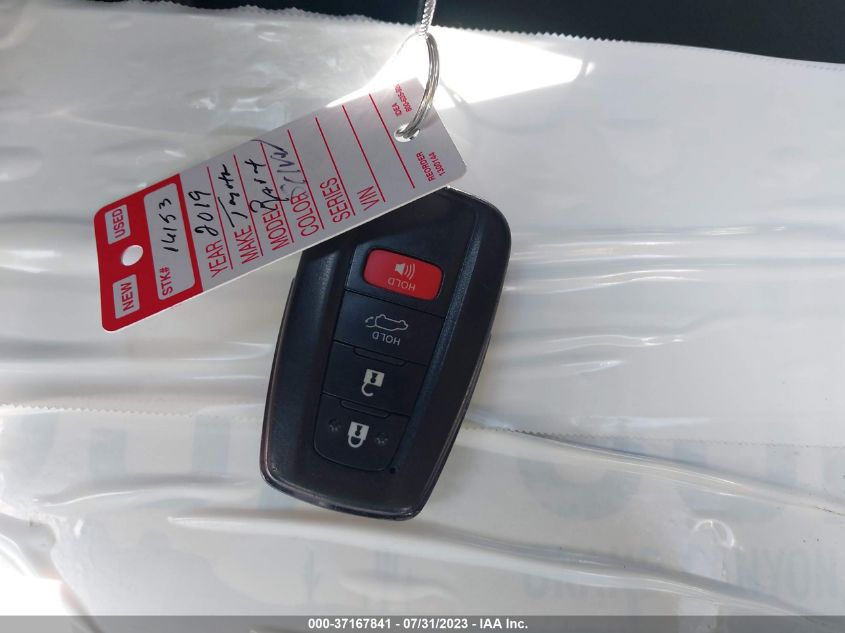2019 TOYOTA RAV4 XLE PREMIUM - JTMC1RFV4KD508517
