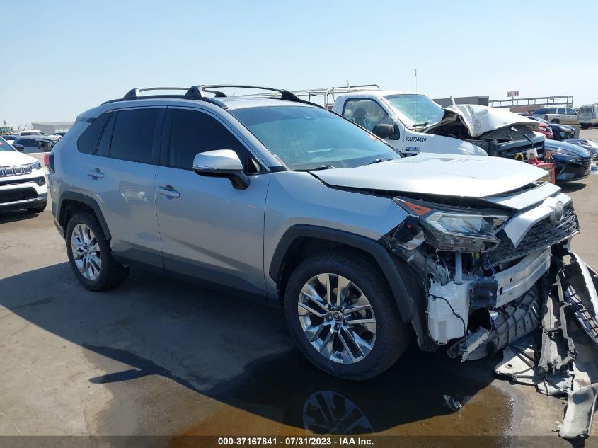 2019 TOYOTA RAV4 XLE PREMIUM - JTMC1RFV4KD508517