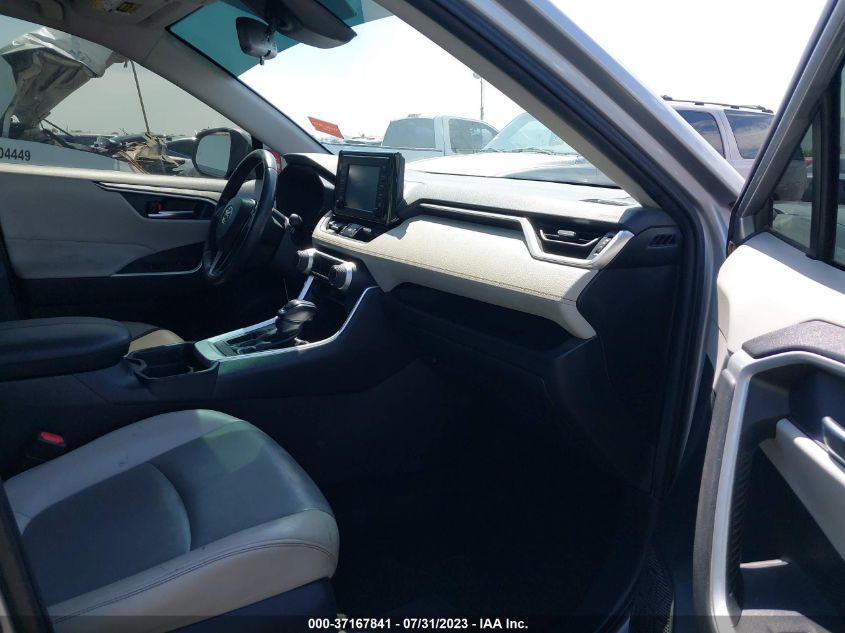 2019 TOYOTA RAV4 XLE PREMIUM - JTMC1RFV4KD508517