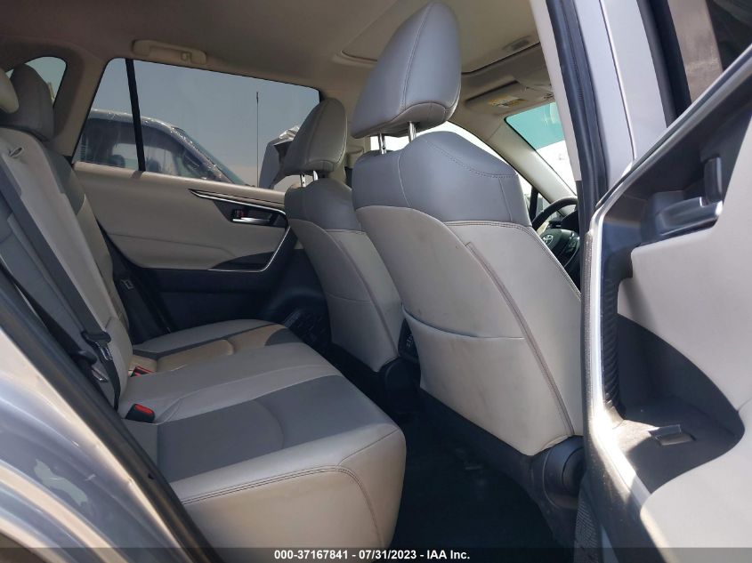2019 TOYOTA RAV4 XLE PREMIUM - JTMC1RFV4KD508517