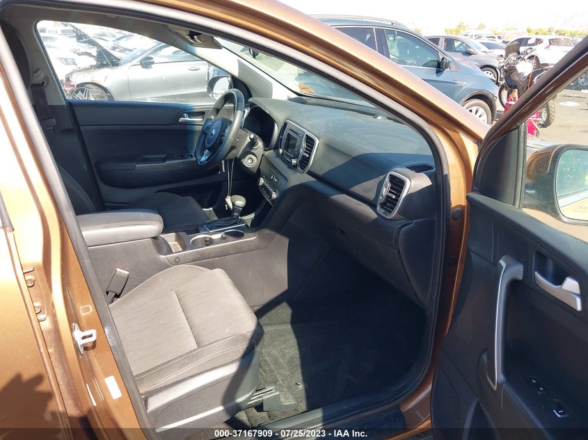 VIN KNDPMCAC5H7121297 2017 KIA SPORTAGE LX