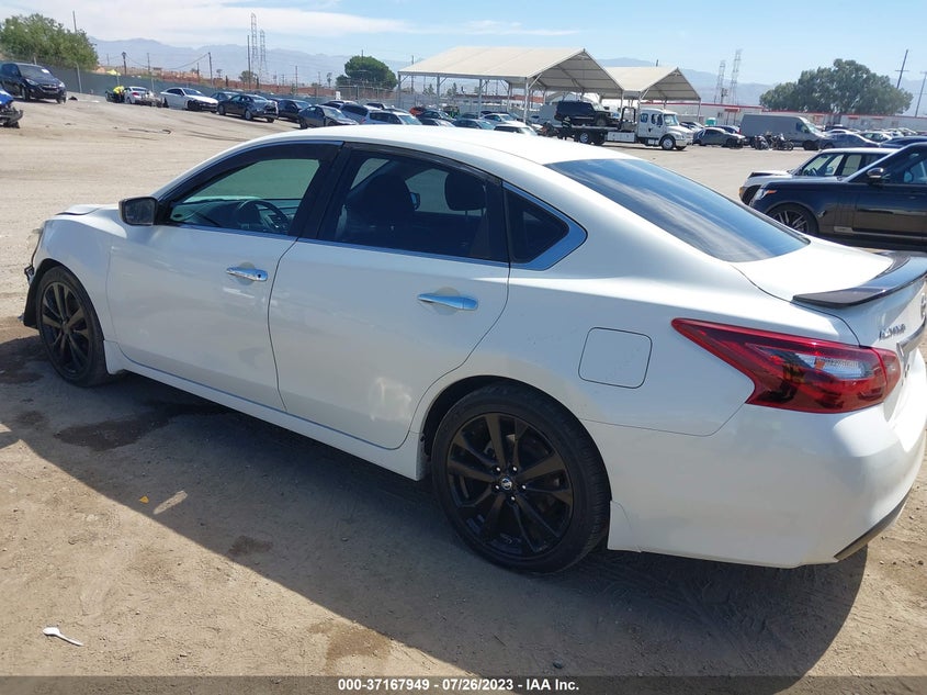 VIN 1N4AL3AP0HC204208 2017 NISSAN ALTIMA 2.5 SR