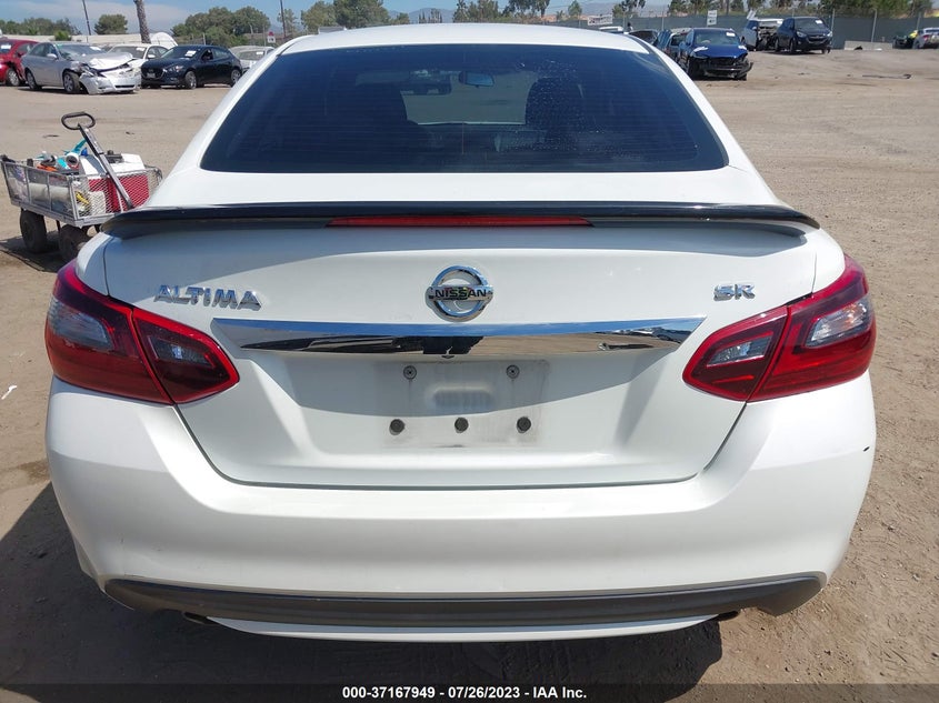 VIN 1N4AL3AP0HC204208 2017 NISSAN ALTIMA 2.5 SR