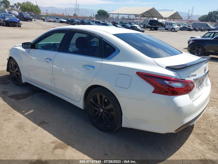 VIN 1N4AL3AP0HC204208 2017 NISSAN ALTIMA 2.5 SR
