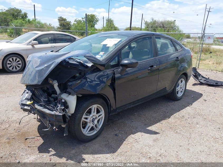 VIN 3FADP4BJ3JM108644 2018 FORD FIESTA SE