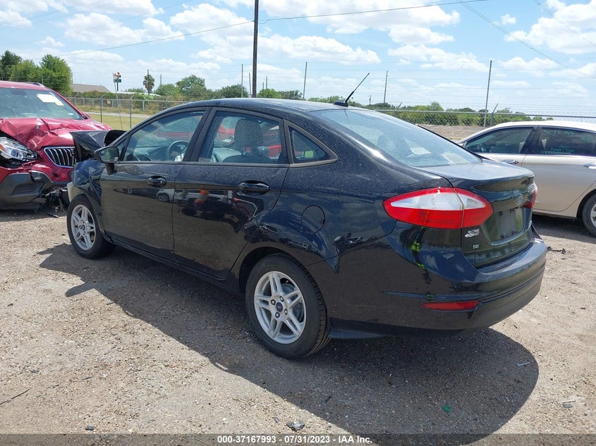 VIN 3FADP4BJ3JM108644 2018 FORD FIESTA SE