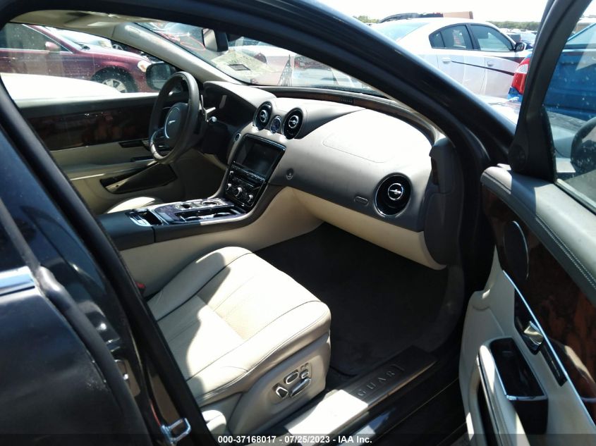 2013 JAGUAR XJ - SAJWA1C78D8V42784