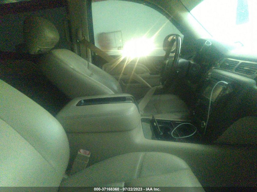 2013 GMC YUKON DENALI - 1GKS1EEF6DR337780