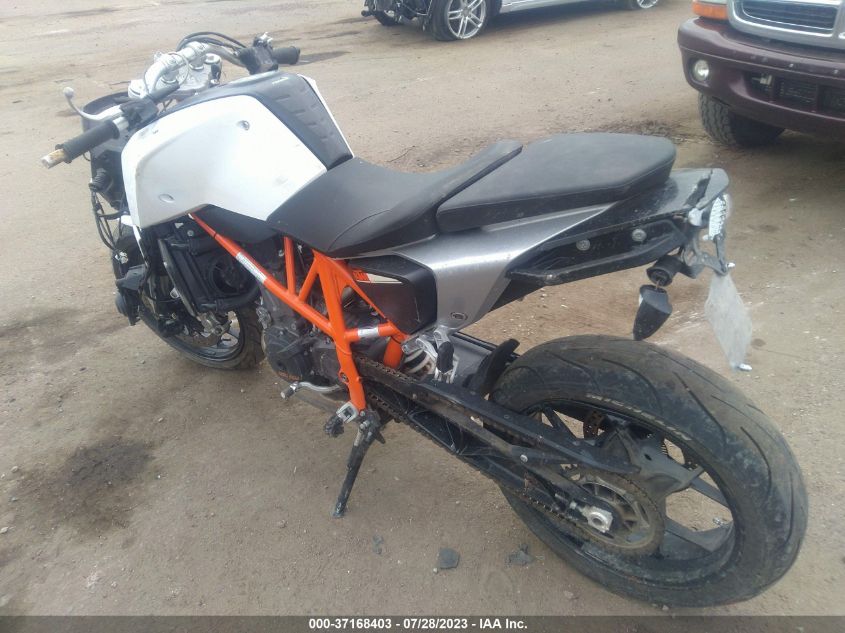 2014 KTM 690 DUKE VBKLDT404EM762761