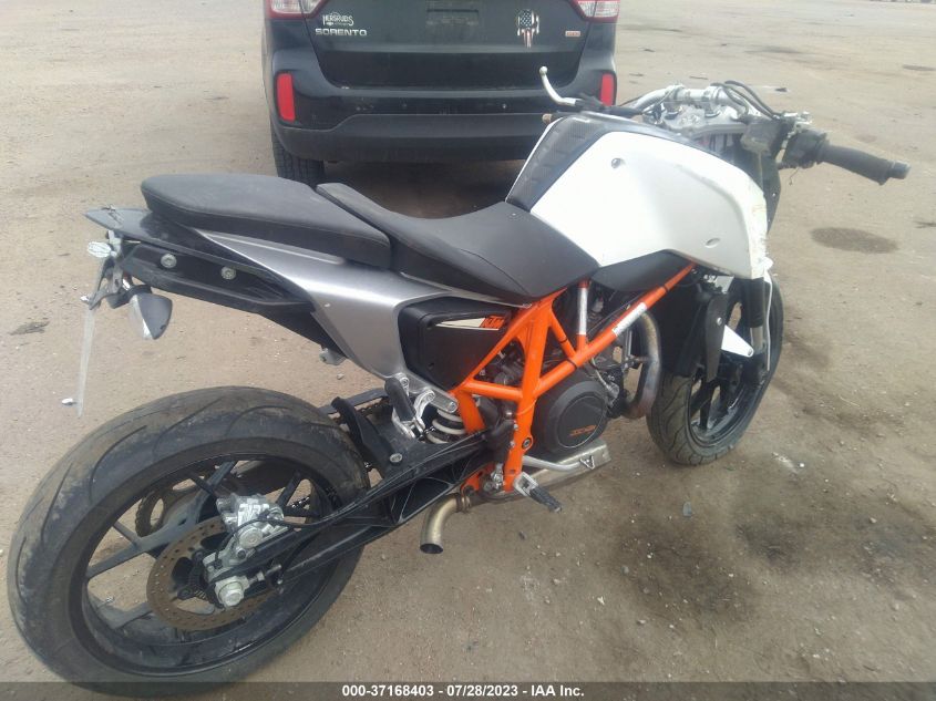 2014 KTM 690 DUKE VBKLDT404EM762761