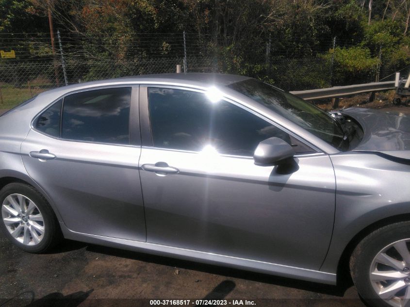 2018 TOYOTA CAMRY LE/SE/XLE/L - 4T1B11HK7JU672676