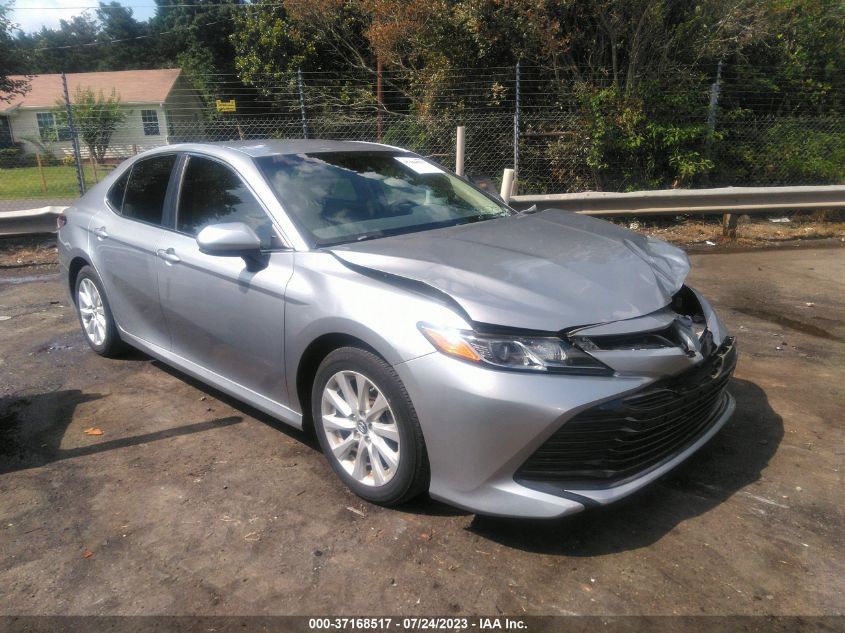 2018 TOYOTA CAMRY LE/SE/XLE/L - 4T1B11HK7JU672676