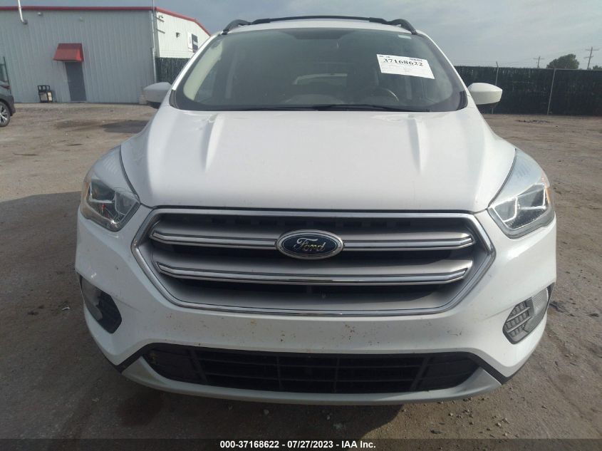 2017 FORD ESCAPE SE - 1FMCU0GD1HUB40438