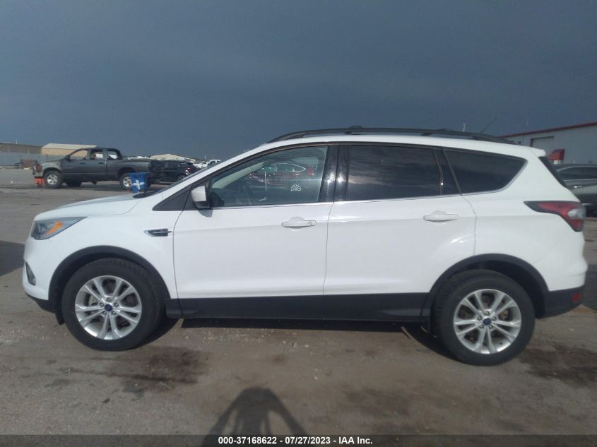 2017 FORD ESCAPE SE - 1FMCU0GD1HUB40438