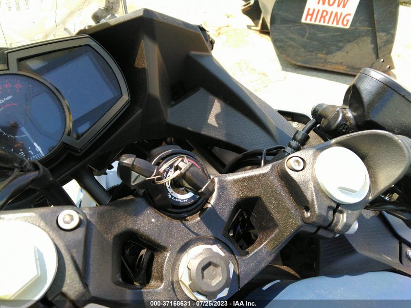2022 KAWASAKI EX400 - JKAEXKH11NDAG2512