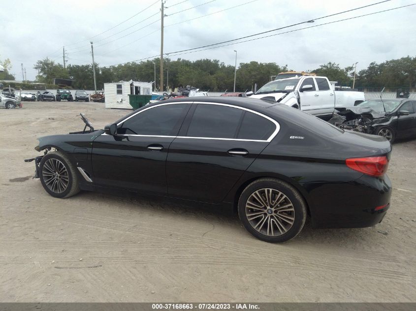 2018 BMW 5 SERIES 530E IPERFORMANCE - WBAJA9C58JB251574