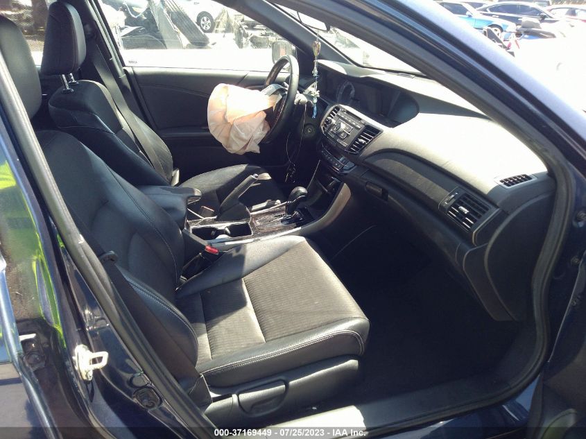 2016 HONDA ACCORD SEDAN SPORT - 1HGCR2F69GA125739