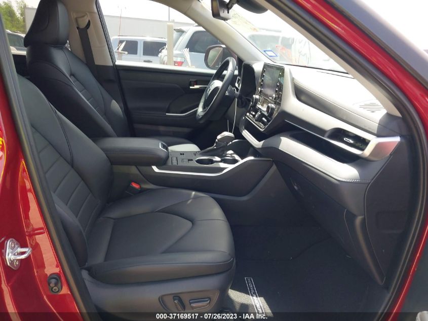 2022 TOYOTA HIGHLANDER XLE - 5TDGZRAH1NS090891