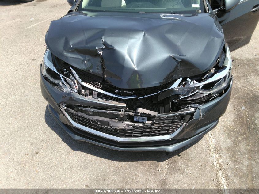 2018 CHEVROLET CRUZE LT - 1G1BE5SM4J7153733