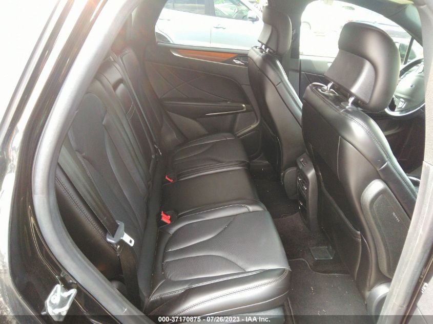 2017 LINCOLN MKC RESERVE - 5LMCJ3D9XHUL68168