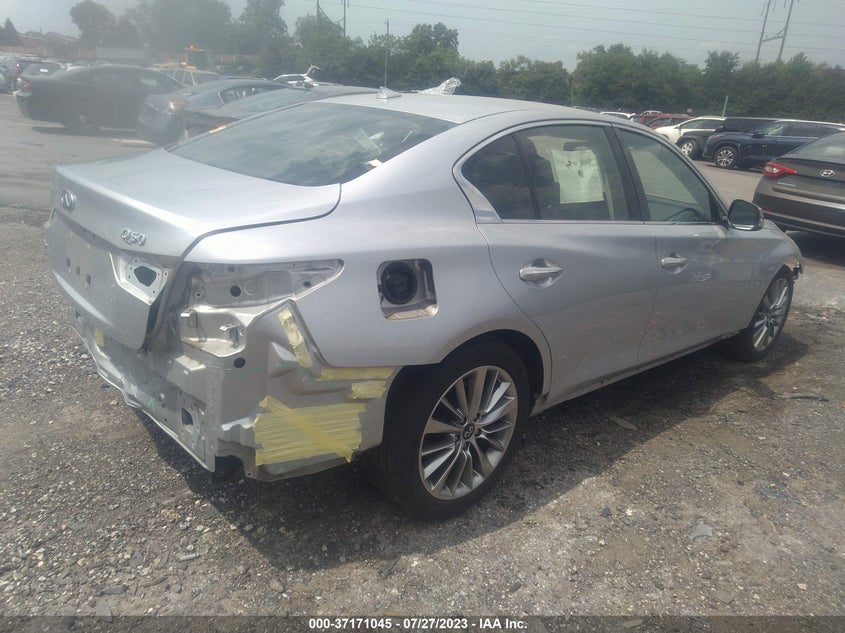 VIN JN1EV7AR8JM437819 2018 INFINITI Q50 3.0T LUXE