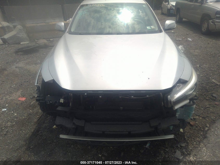 VIN JN1EV7AR8JM437819 2018 INFINITI Q50 3.0T LUXE
