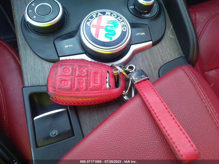 2018 ALFA ROMEO GIULIA TI - ZARFAECN5J7588990