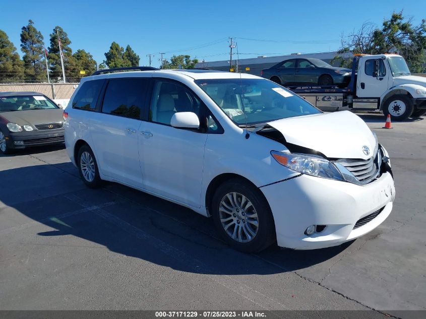 5TDYK3DC8ES512869 2014 TOYOTA SIENNA - Image 1