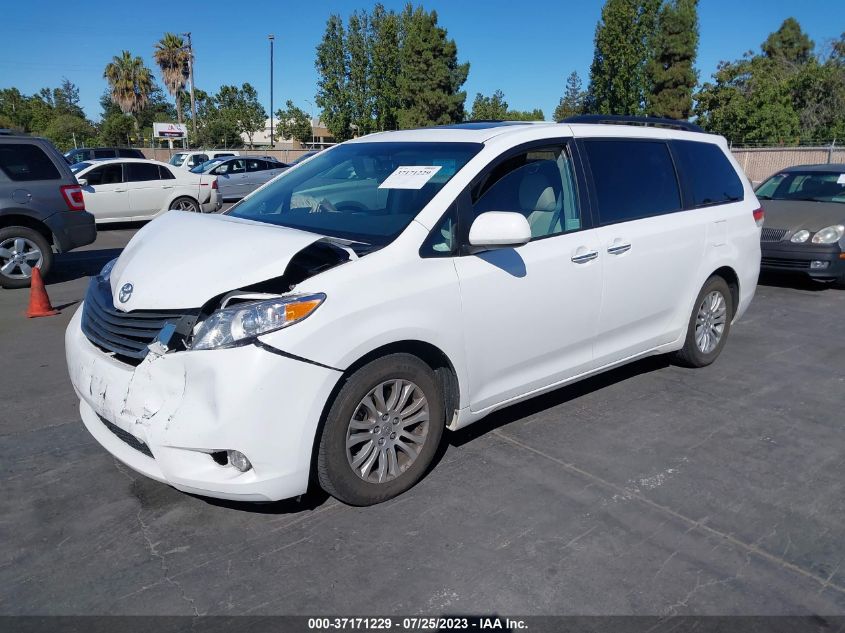 5TDYK3DC8ES512869 2014 TOYOTA SIENNA, photo no. 2