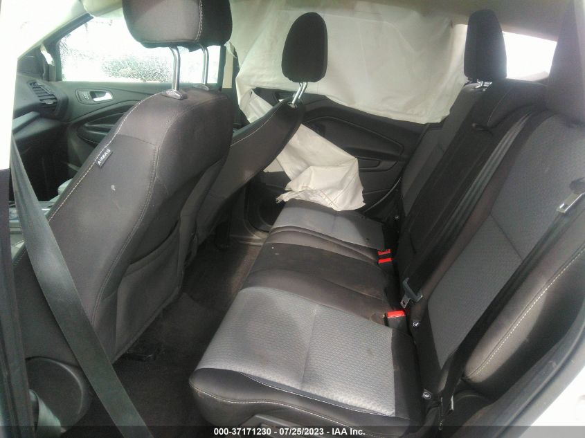 2017 FORD ESCAPE SE - 1FMCU9GD5HUC00001