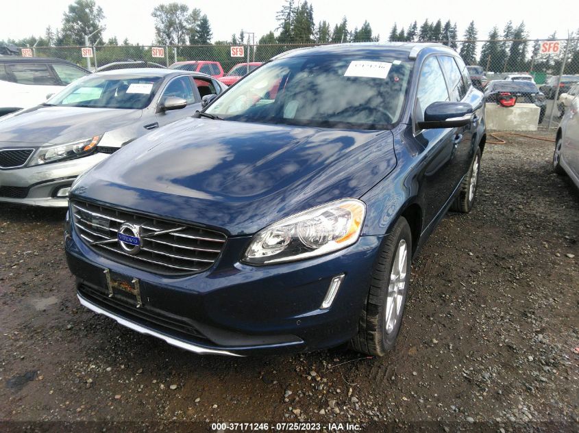 YV4902RC9F2597823 2015 VOLVO XC60, photo no. 2