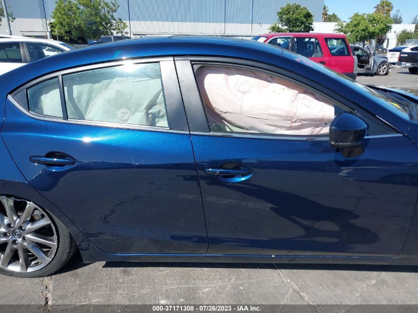 2018 MAZDA MAZDA3 4-DOOR TOURING - 3MZBN1V35JM241602