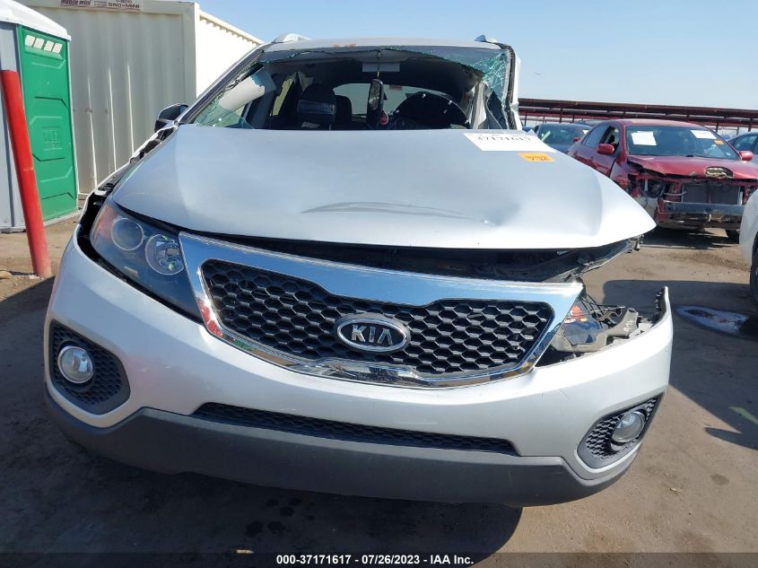 2013 KIA SORENTO LX - 5XYKT4A61DG382856