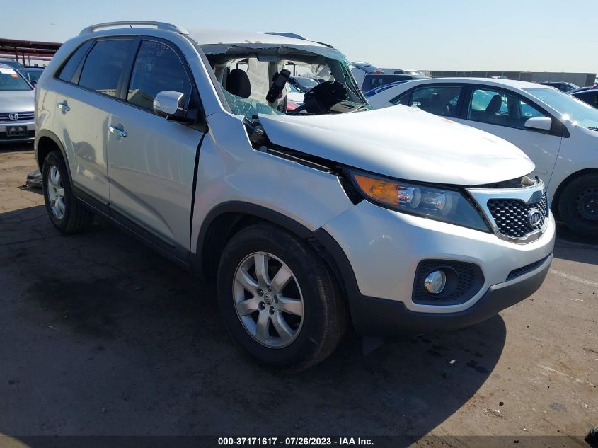 2013 KIA SORENTO LX - 5XYKT4A61DG382856