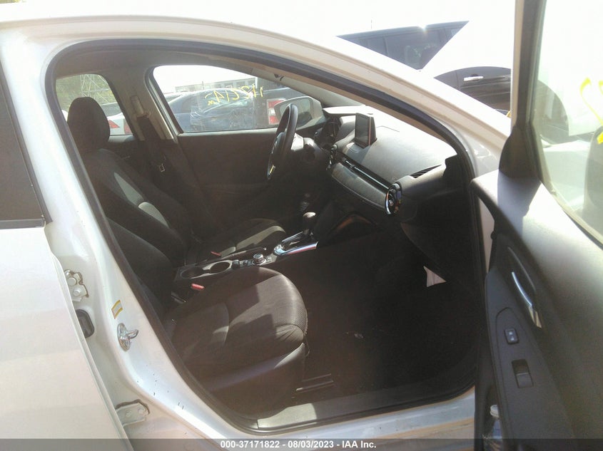 VIN 3MYDLBYV4HY173009 2017 TOYOTA YARIS IA