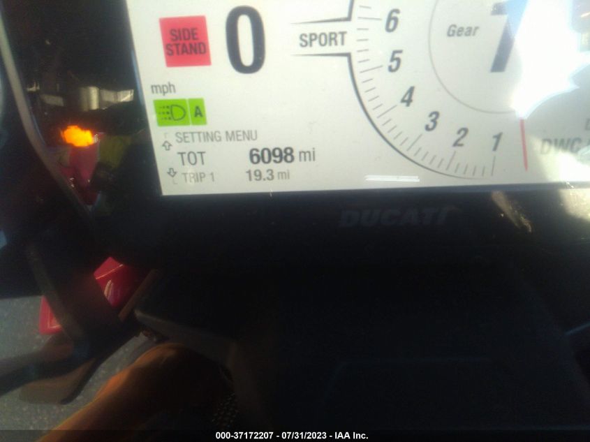 2022 DUCATI STREETFIGHTER V4/V4S ZDMFAKNW1NB008513
