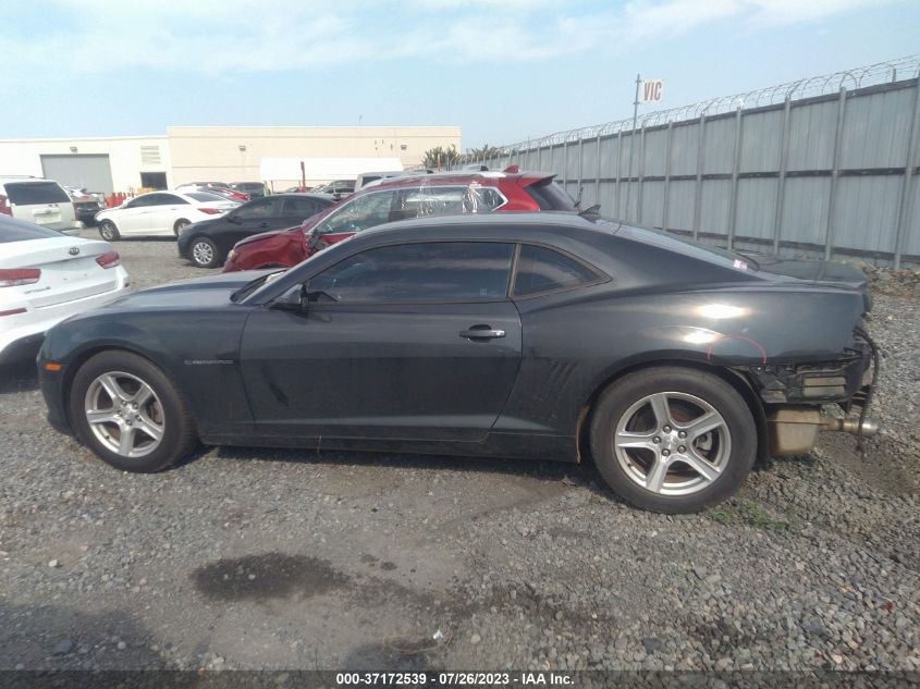 2014 CHEVROLET CAMARO LS - 2G1FA1E39E9209453