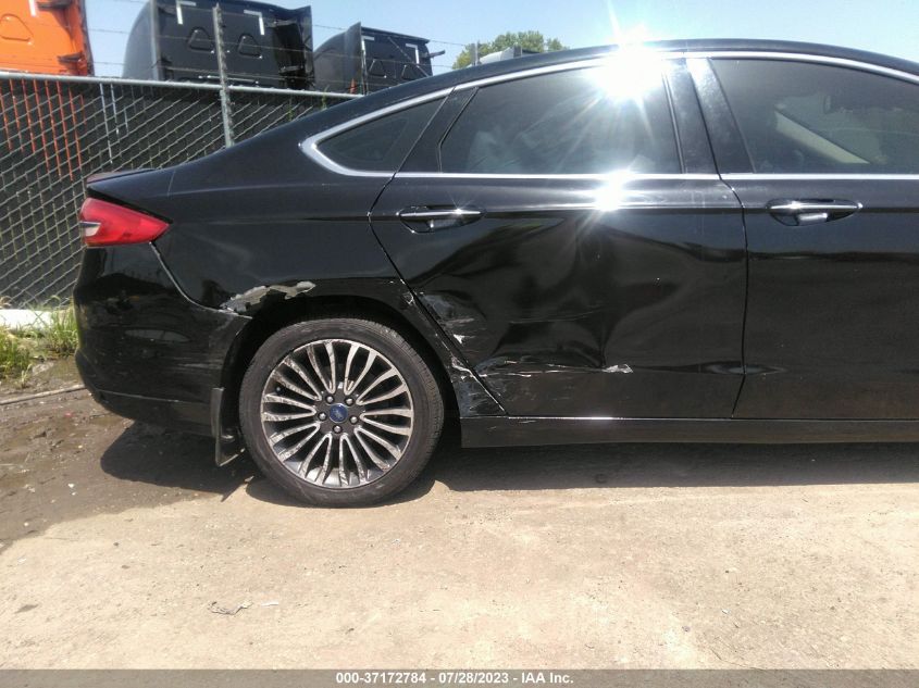 2017 FORD FUSION TITANIUM/PLATINUM - 3FA6P0D92HR252476