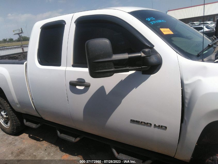 2013 CHEVROLET SILVERADO 2500HD WORK TRUCK - 1GC2KVCG3DZ120692
