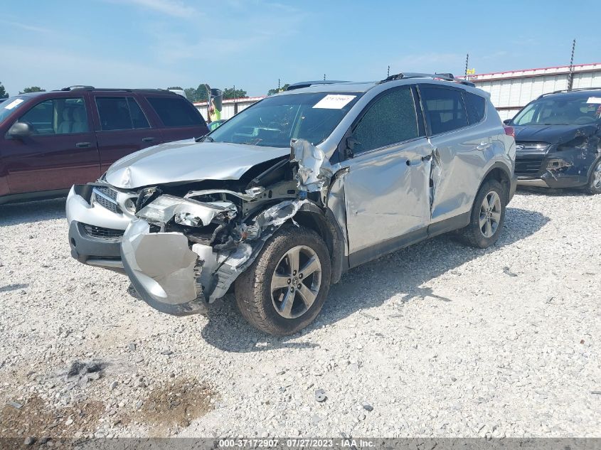 2015 TOYOTA RAV4 XLE - JTMWFREV1FD077818