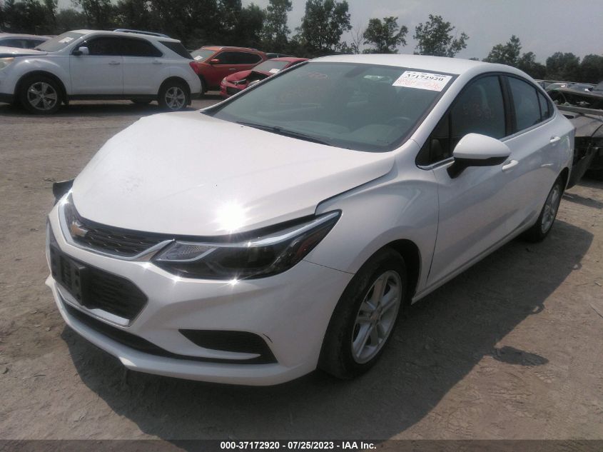 2018 CHEVROLET CRUZE LT - 1G1BE5SM5J7195943