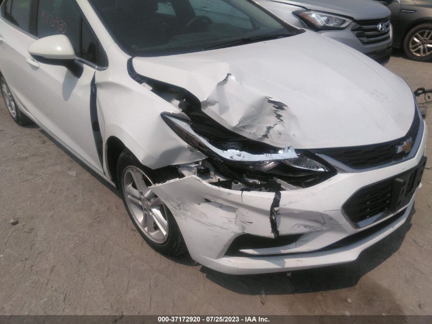 2018 CHEVROLET CRUZE LT - 1G1BE5SM5J7195943