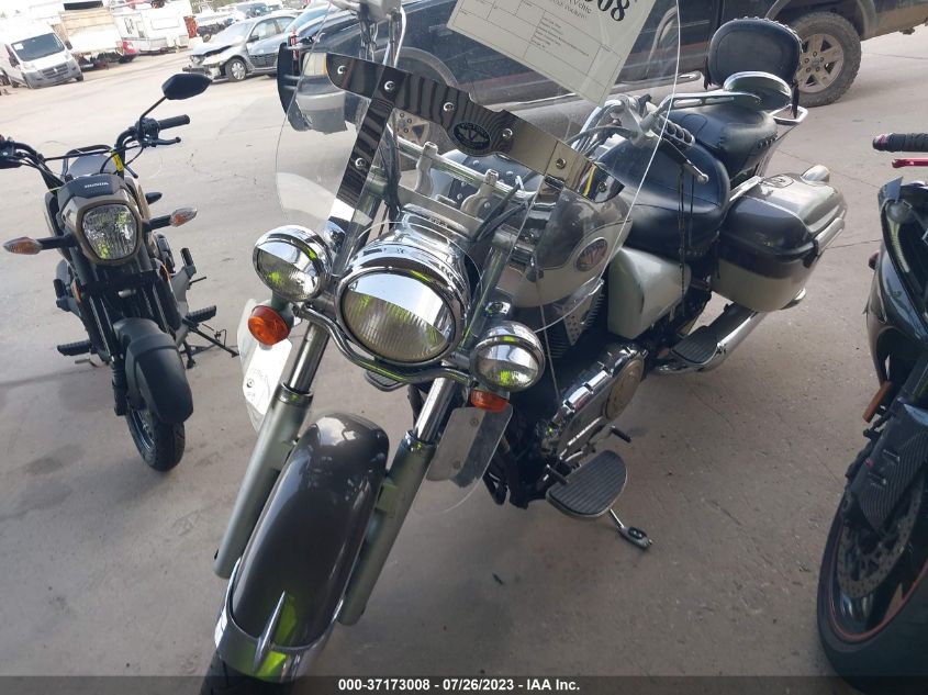 2004 VICTORY MOTORCYCLES DELUXE TOURING 5VPTD16D943005270